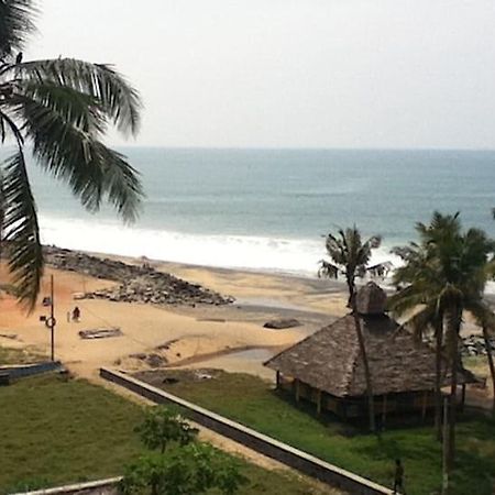 Sea Splendour Hotel Varkala Exterior photo